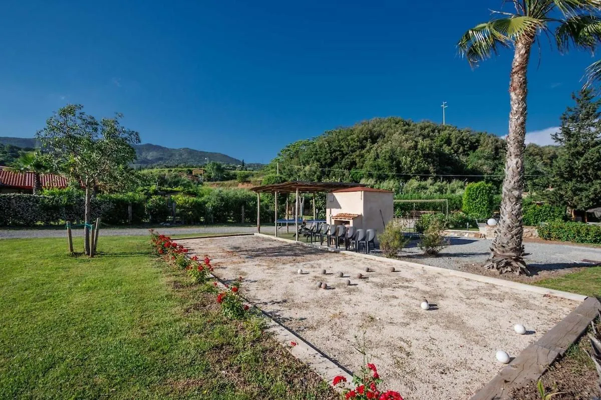 Entire Villa With Private Swimming Pool 里约滨海